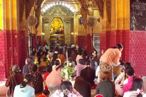 Mahamuni pagoda