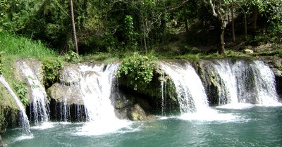 Cambugahay Falls