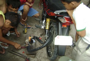 Reparing our moto